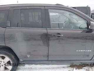 2014 Jeep Compass Limited with VIN 1C4NJDCB6ED549614, listed as a IAAI auction lot 41595768 with 114,472 mi miles. Bid and sale history available at carsss.com. Image 13.