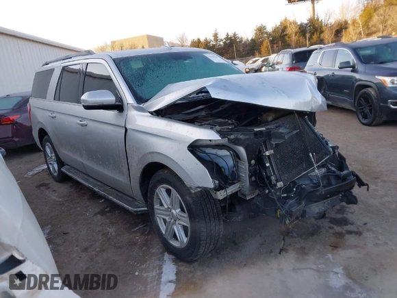 2018 Ford Expedition Max XLT z VIN 1FMJK1JTXJEA52684, wystawiony jako IAAI lot #41629285 z przebiegiem 268 466 mil mil oraz . Historia ofert i sprzedaży dostępna na DreamBid. Obrazek 1.