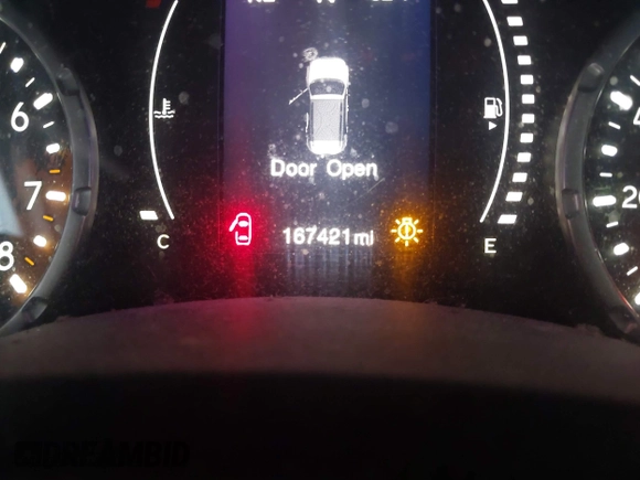 2017 Jeep Renegade Altitude z VIN ZACCJBBB3HPE49084, wystawiony jako IAAI lot #42247035 z przebiegiem 167 421 mil mil oraz . Historia ofert i sprzedaży dostępna na DreamBid. Obrazek 15.