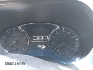 2015 Nissan Pathfinder SV z VIN 5N1AR2MN8FC678462, wystawiony jako IAAI lot #42531191 z przebiegiem 176 673 mil mil oraz . Historia ofert i sprzedaży dostępna na DreamBid. Obrazek 7.
