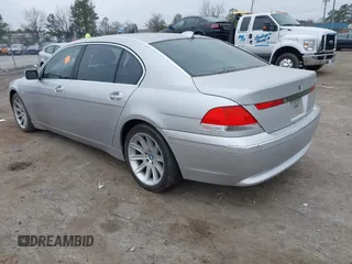 2005 BMW 7 Series 745Li with VIN WBAGN63545DS59047, listed as a IAAI auction lot 41802442 with Not Provided miles and . Bid and sale history available at carsss.com. Image 3.
