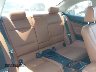 2007 BMW 3 Series 328xi z VIN WBAWC33537PD06475, wystawiony jako IAAI lot #42368910 z przebiegiem 101 579 mil mil oraz . Historia ofert i sprzedaży dostępna na DreamBid. Obrazek 8.