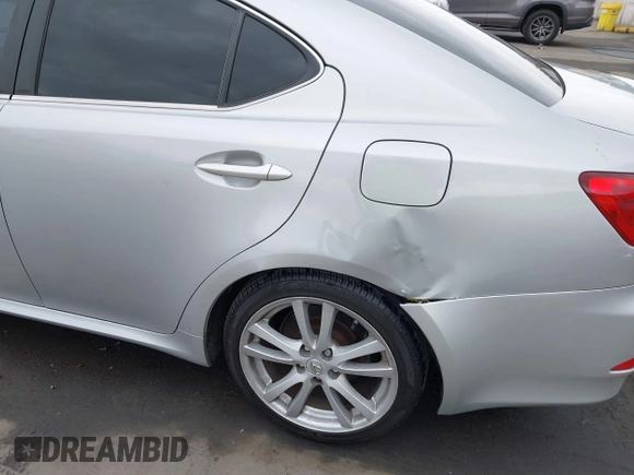2007 Lexus IS with VIN JTHBK262472028565, listed as a IAAI auction lot 42096347 with 159,278 mi miles. Bid and sale history available at carsss.com. Image 6.
