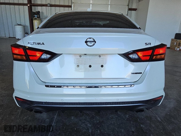 2020 Nissan Altima SR with VIN 1N4AL4CV8LC151610, listed as a Copart auction lot 82953194 with 104,357 mi miles and Clean Title. Bid and sale history available at carsss.com. Image 6.