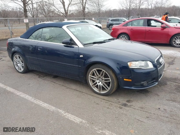 2009 Audi A4 2.0T with VIN WAUDF48H29K010559, listed as a IAAI auction lot 41548382 with 153,839 mi miles. Bid and sale history available at carsss.com. Image 1.