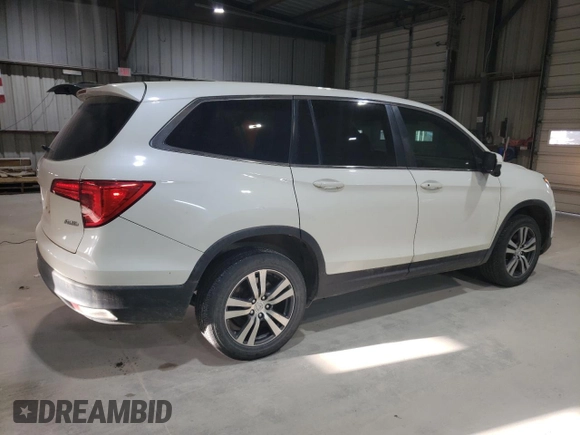 2016 Honda Pilot EX with VIN 5FNYF6H33GB069960, listed as a Copart auction lot 49460825 with 211,799 mi miles and Salvage Title. Bid and sale history available at carsss.com. Image 3.