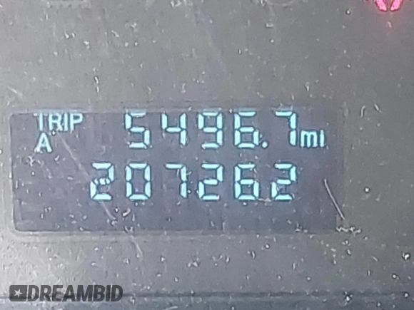 2009 Ford Escape XLS z VIN 1FMCU02759KA61417, wystawiony jako IAAI lot #42102452 z przebiegiem 207 262 mil mil oraz . Historia ofert i sprzedaży dostępna na DreamBid. Obrazek 7.