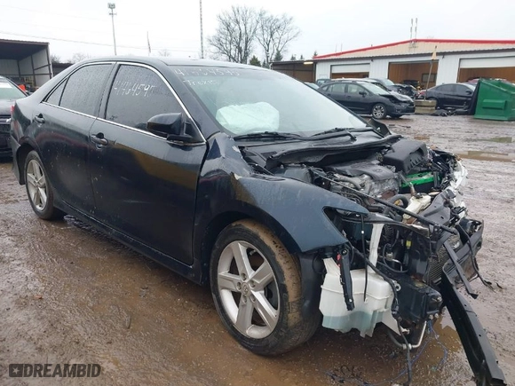 2012 Toyota Camry L with VIN 4T1BF1FK8CU104606, listed as a IAAI auction lot 41464595 with 160,415 mi miles. Bid and sale history available at carsss.com. Image 1.