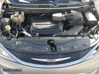 2018 Chrysler Pacifica Touring Plus with VIN 2C4RC1FG8JR126106, listed as a Copart auction lot 51333145 with 138,137 mi miles and Salvage Title. Bid and sale history available at carsss.com. Image 12.
