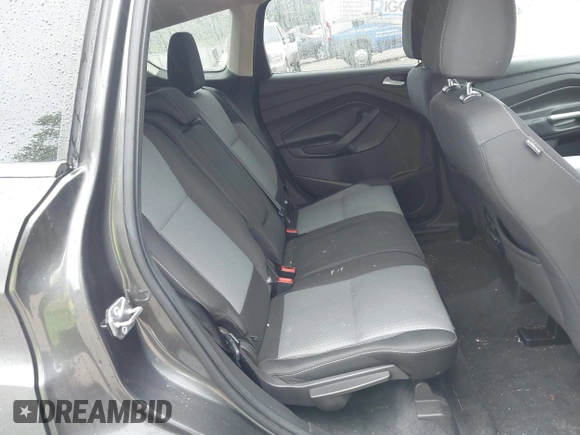 2017 Ford Escape SE z VIN 1FMCU9G95HUC83618, wystawiony jako IAAI lot #42324672 z przebiegiem 132 910 mil mil oraz . Historia ofert i sprzedaży dostępna na DreamBid. Obrazek 8.