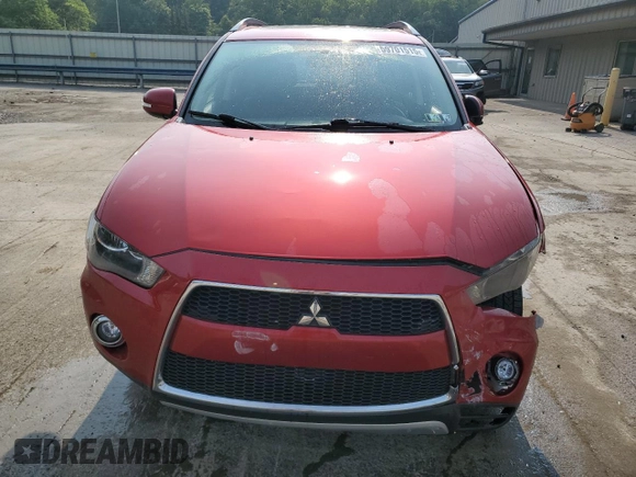 2013 Mitsubishi Outlander SE z VIN JA4JT3AW7DU001736, wystawiony jako Copart lot #59701515 z przebiegiem 121 929 mil mil oraz Szkoda całkowita • Salvage title. Historia ofert i sprzedaży dostępna na DreamBid. Obrazek 5.