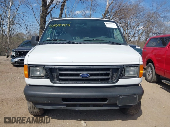 2004 Ford Econoline Cargo Commercial with VIN 1FTNE24W34HA52697, listed as a IAAI auction lot 41919725 with 107,931 mi miles and . Bid and sale history available at carsss.com. Image 12.