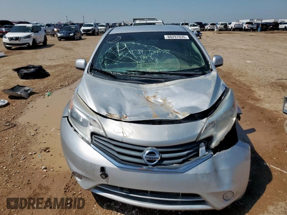 2014 Nissan Note SV z VIN 3N1CE2CP0EL436086, wystawiony jako Copart lot #60297035 z przebiegiem 91 560 mil mil oraz Szkoda całkowita • Salvage title. Historia ofert i sprzedaży dostępna na DreamBid. Obrazek 5.