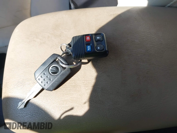 2001 Mercury Sable LS Premium with VIN 1MEFM55S71A654185, listed as a IAAI auction lot 41324805 with 78,760 mi miles and . Bid and sale history available at DreamBid. Image 10.