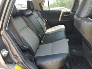 2018 Toyota 4Runner SR5 z VIN JTEBU5JR5J5594706, wystawiony jako Copart lot #62806365 z przebiegiem 103 428 mil mil oraz Szkoda całkowita • Salvage title. Historia ofert i sprzedaży dostępna na DreamBid. Obrazek 11.