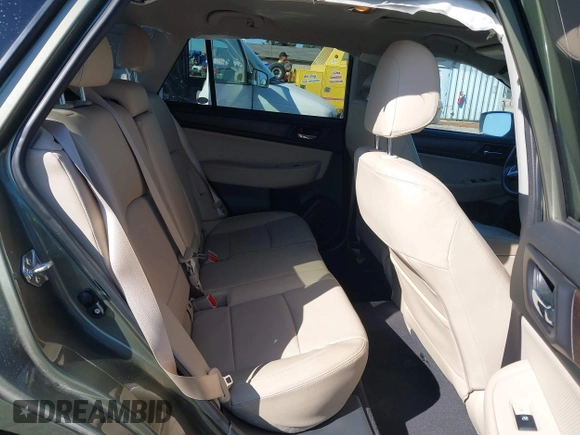 2017 Subaru Outback Limited z VIN 4S4BSANC0H3226752, wystawiony jako IAAI lot #42052600 z przebiegiem 89 900 mil mil oraz . Historia ofert i sprzedaży dostępna na DreamBid. Obrazek 8.
