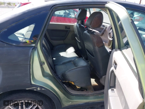 2008 Ford Focus SE with VIN 1FAHP35N08W257615, listed as a IAAI auction lot 42134968 with 179,979 mi miles and . Bid and sale history available at DreamBid. Image 8.