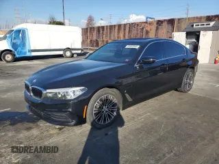 2019 BMW 5 Series 530e iPerformance with VIN WBAJA9C57KB389186, listed as a Copart auction lot 43692045 with 71,519 mi miles and Salvage Title. Bid and sale history available at carsss.com. Image 1.