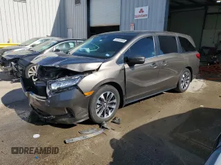 2022 Honda Odyssey EX-L z VIN 5FNRL6H73NB065016, wystawiony jako Copart lot #49443505 z przebiegiem 27 916 mil mil oraz Szkody całkowita. Historia ofert i sprzedaży dostępna na DreamBid. Obrazek 1.