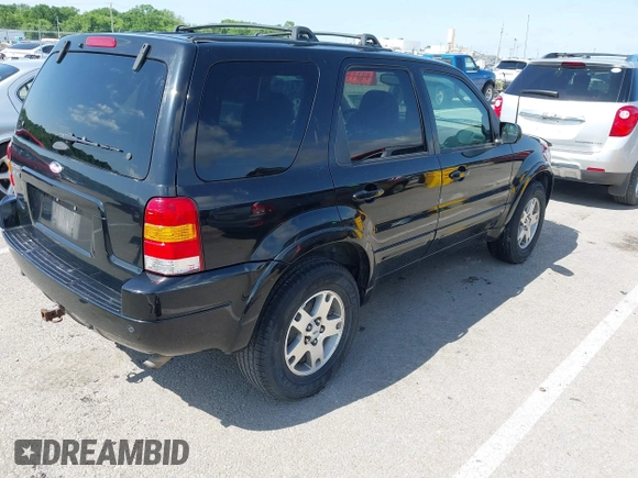 2003 Ford Escape Limited z VIN 1FMCU941X3KB46631, wystawiony jako IAAI lot #42315601 z przebiegiem 202 237 mil mil oraz . Historia ofert i sprzedaży dostępna na DreamBid. Obrazek 4.