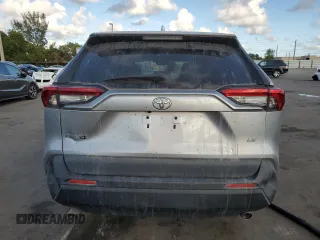 2020 Toyota RAV4 LE with VIN 2T3K1RFVXLC034798, listed as a Copart auction lot 44111085 with 42,011 mi miles and Clean Title. Bid and sale history available at DreamBid. Image 6.