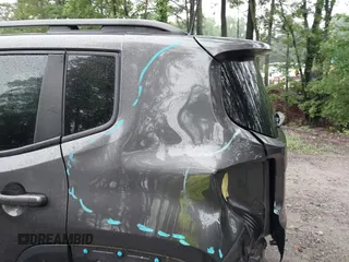 2021 Jeep Renegade Latitude with VIN ZACNJCBB4MPM68233, listed as a IAAI auction lot 42464100 with 63,897 mi miles and . Bid and sale history available at DreamBid. Image 6.