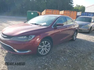 2015 Chrysler 200 Limited z VIN 1C3CCCAB0FN535755, wystawiony jako IAAI lot #42240219 z przebiegiem 319 693 mil mil oraz . Historia ofert i sprzedaży dostępna na DreamBid. Obrazek 2.
