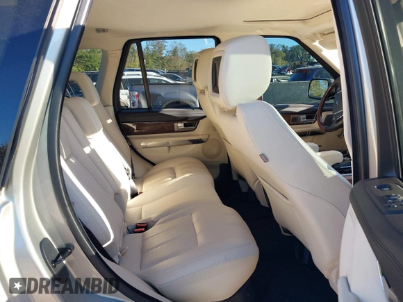 2010 Land Rover Range Rover Sport HSE Lux with VIN SALSK2D48AA216839, listed as a IAAI auction lot 40563810 with 97,361 mi miles and . Bid and sale history available at DreamBid. Image 8.