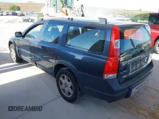 2005 Volvo XC70 with VIN YV1SZ592951189730, listed as a IAAI auction lot 42077516 with 183,903 mi miles and . Bid and sale history available at DreamBid. Image 3.