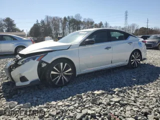 2019 Nissan Altima 2.5 SR with VIN 1N4BL4CV5KC219428, listed as a Copart auction lot 47627565 with 58,517 mi miles and Salvage Title. Bid and sale history available at carsss.com. Image 1.