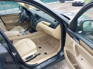 2014 BMW X3 xDrive35i z VIN 5UXWX7C5XE0E77033, wystawiony jako IAAI lot #42342043 z przebiegiem 117 992 mil mil oraz . Historia ofert i sprzedaży dostępna na DreamBid. Obrazek 5.
