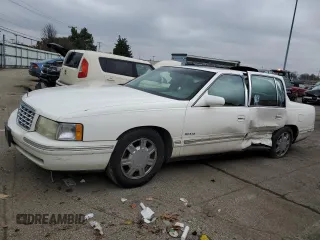 1998 Cadillac DeVille with VIN 1G6KD54Y7WU755628, listed as a Copart auction lot 45166875 with 165,385 mi miles and Salvage Title. Bid and sale history available at carsss.com. Image 1.