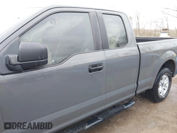 2018 Ford F-150 XL with VIN 1FTEX1EP1JFB25097, listed as a IAAI auction lot 41820009 with 137,138 mi miles and . Bid and sale history available at DreamBid. Image 14.