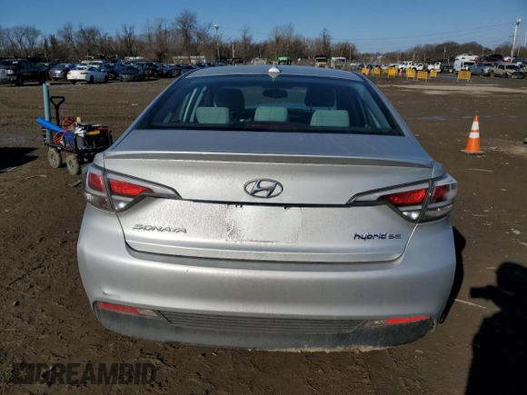 2016 Hyundai Sonata Hybrid SE with VIN KMHE24L11GA029731, listed as a Copart auction lot 43916095 with 160,104 mi miles and Salvage Title. Bid and sale history available at carsss.com. Image 6.