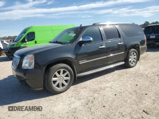 2012 GMC Yukon XL Denali with VIN 1GKS1MEFXCR300868, listed as a Copart auction lot 48139195 with 221,274 mi miles and Salvage Title. Bid and sale history available at carsss.com. Image 1.