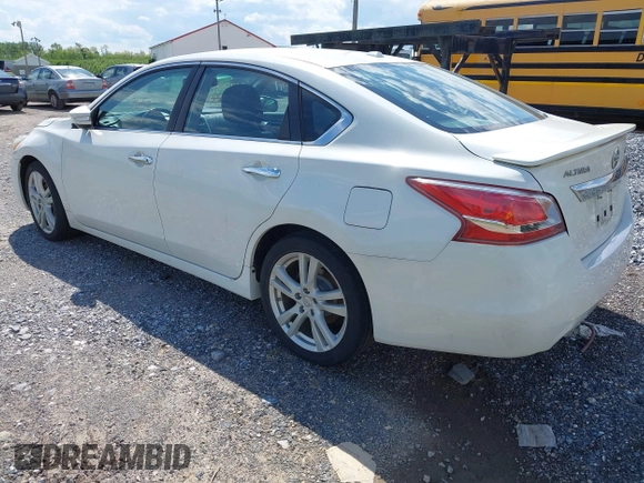 2013 Nissan Altima SV with VIN 1N4BL3AP2DN467142, listed as a IAAI auction lot 42227652 with 120,588 mi miles and . Bid and sale history available at DreamBid. Image 3.