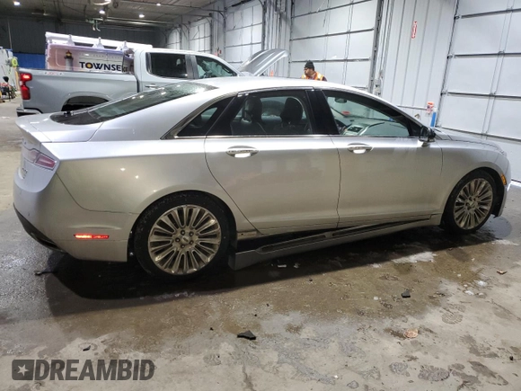 2013 Lincoln MKZ with VIN 3LN6L2J98DR817258, listed as a Copart auction lot 42723025 with 100,778 mi miles and Salvage Title. Bid and sale history available at DreamBid. Image 3.