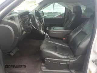 2013 GMC Sierra 1500 SLE z VIN 3GTP1VE09DG132029, wystawiony jako Copart lot #50587035 z przebiegiem 178 949 mil mil oraz Szkoda całkowita • Salvage title. Historia ofert i sprzedaży dostępna na DreamBid. Obrazek 7.