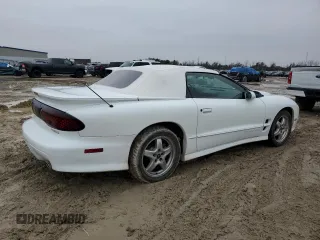 2002 Pontiac Firebird Trans Am with VIN 2G2FV32G922111210, listed as a Copart auction lot 42975575 with 104,583 mi miles and Salvage Title. Bid and sale history available at carsss.com. Image 3.