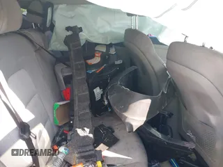 2017 Hyundai Tucson SE with VIN KM8J3CA41HU403662, listed as a IAAI auction lot 39867347 with 151,980 mi miles. Bid and sale history available at carsss.com. Image 8.