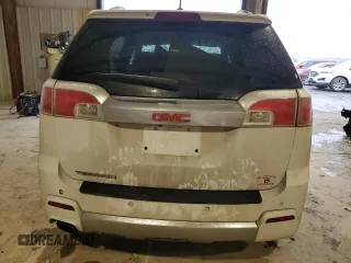 2015 GMC Terrain Denali with VIN 2GKALUEK8F6424138, listed as a Copart auction lot 44361205 with 104,839 mi miles and Salvage Title. Bid and sale history available at carsss.com. Image 6.