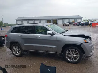2020 Jeep Grand Cherokee Summit с VIN 1C4RJFJT4LC137073, выставлен на аукционе IAAI как лот 42265991 с пробегом 212 397 миль миль и . История ставок и продаж доступна на DreamBid. Изображение 13.