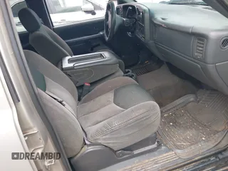 2004 Chevrolet Avalanche Z71 with VIN 3GNEK12T74G334998, listed as a IAAI auction lot 42144586 with 267,992 mi miles and . Bid and sale history available at DreamBid. Image 5.