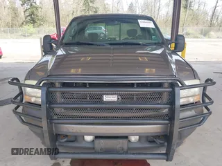 2003 Ford Super Duty F-250 XL with VIN 1FTNX21F33EA22565, listed as a IAAI auction lot 42004045 with 252,604 mi miles. Bid and sale history available at carsss.com. Image 12.