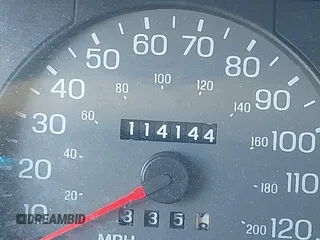 2003 Mercury Grand Marquis GS Convenience with VIN 2MEFM74W63X629935, listed as a IAAI auction lot 42048640 with 114,144 mi miles and . Bid and sale history available at DreamBid. Image 15.