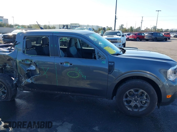 2024 Ford Maverick XLT with VIN 3FTTW8H36RRB58588, listed as a IAAI auction lot 41745483 with 10,216 mi miles and . Bid and sale history available at carsss.com. Image 14.
