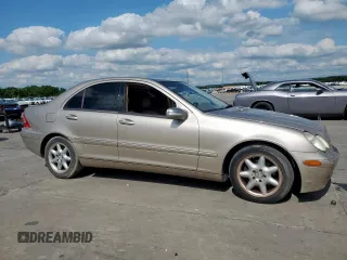 2003 Mercedes-Benz C 240 с VIN WDBRF61J13A417012, выставлен на аукционе Copart как лот 58729475 с пробегом 154 465 миль миль и Списание • Salvage title. История ставок и продаж доступна на DreamBid. Изображение 4.