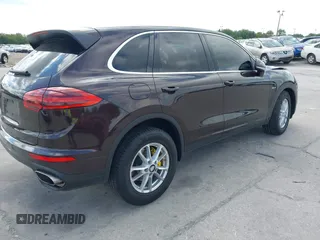 2015 Porsche Cayenne Diesel with VIN WP1AF2A26FLA44086, listed as a IAAI auction lot 42029799 with 124,723 mi miles and . Bid and sale history available at DreamBid. Image 4.