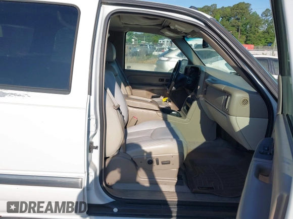 2004 GMC Yukon SLT z VIN 1GKEK13T74J160411, wystawiony jako IAAI lot #42201980 z przebiegiem 202 375 mil mil oraz . Historia ofert i sprzedaży dostępna na DreamBid. Obrazek 5.