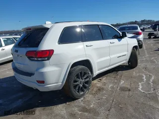 2021 Jeep Grand Cherokee Laredo X with VIN 1C4RJEAG0MC624799, listed as a IAAI auction lot 41409742 with 39,727 mi miles. Bid and sale history available at carsss.com. Image 17.